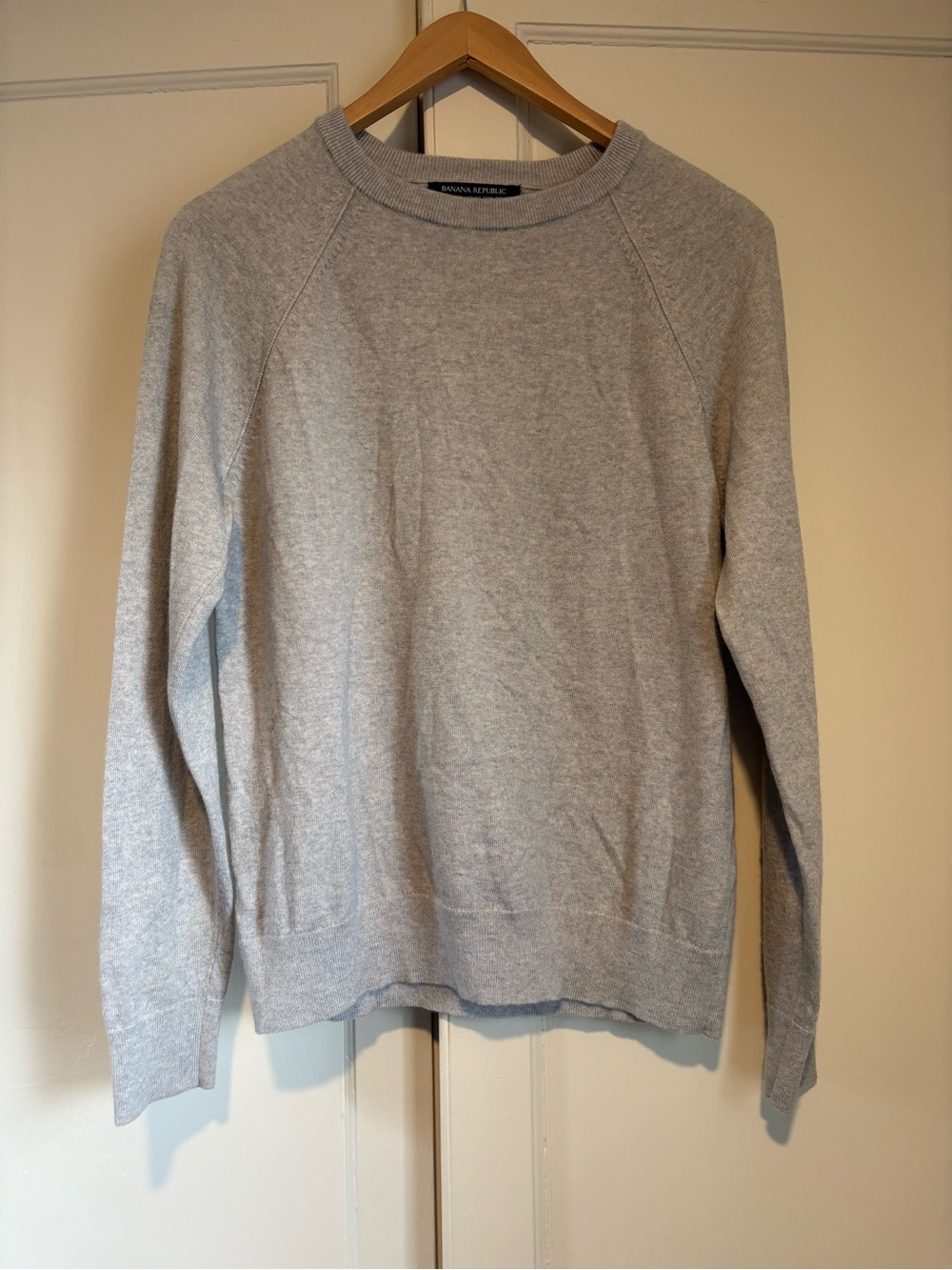 Banana Republic Grey Merino Wool Crew Neck Sweater